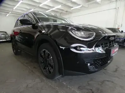 Gebraucht Fiat 600 Style 101 PS (74 kW) 2025 Schwarz SUV