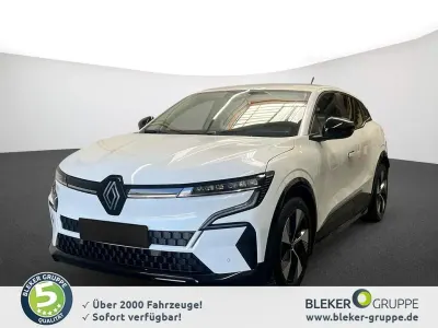Gebraucht Renault Mégane Equilibre 160 kW (218 PS) 2023 Weiß Limousine