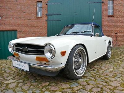 Weiß Gebraucht 1974 Triumph TR6 Cabrio | 26.500 €