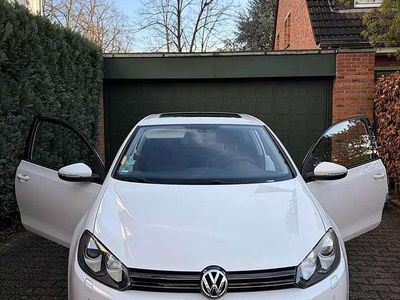 Gebraucht VW Golf VI 102 PS (75 kW) 2010 Kleinwagen