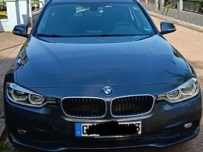 Gebraucht BMW 318 Advantage 150 PS (110 kW) 2018 Grau Kombi
