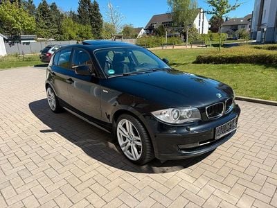 Second-hand BMW 118 143 CP (105 kW) 2009 Negru Hatchback