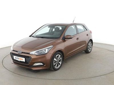 Gebraucht Hyundai i20 Intro Edition 84 PS (61 kW) 2015 Braun Limousine