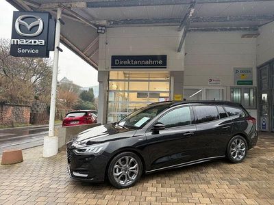 Schwarz Gebraucht 2023 Ford Focus ST-Line X Limousine | 19.750 € (Fairer Preis)