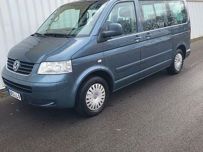 Grau Gebraucht 2006 VW Multivan Van | 10.999 € (Guter Preis)