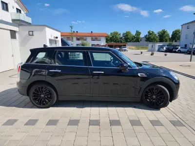 Gebraucht Mini One Clubman Chili 102 PS (75 kW) 2018 Schwarz Kombi
