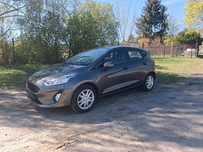 Usata Ford Fiesta 95 CV (69 kW) 2017 Grigio Utilitaria
