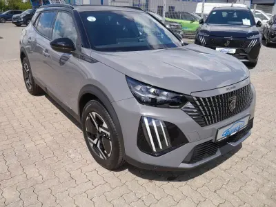 Neu Peugeot 2008 GT 145 PS (106 kW) 2025 Seleniumgrau SUV