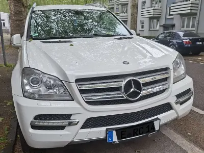 Gebraucht Mercedes GL350 265 PS (194 kW) 2011 SUV