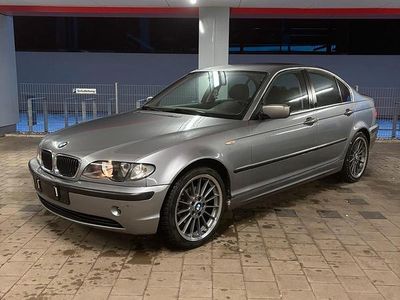 Silber Gebraucht 2004 BMW 316 Limousine | 3.499 € (Etwas zu teuer)
