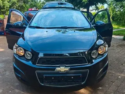 Gebraucht Chevrolet Aveo LT 86 PS (63 kW) 2011 Schwarz Limousine