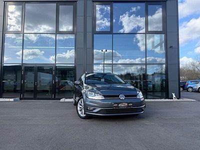 Gebraucht VW Golf VII Highline 150 PS (110 kW) 2019 Grau Kombi