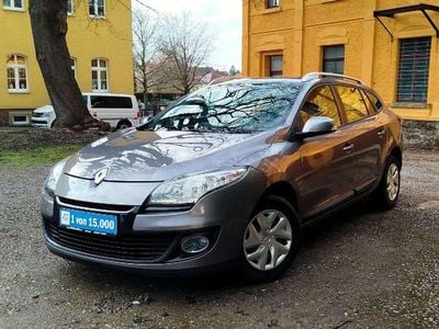 Gebraucht Renault Mégane GrandTour Expression 116 PS (85 kW) 2013 Kng  stahlgrau metallic (metallic) Kombi