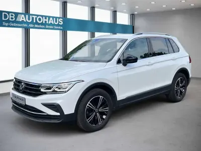 Gebraucht VW Tiguan Move 131 PS (96 kW) 2023 Weiß SUV