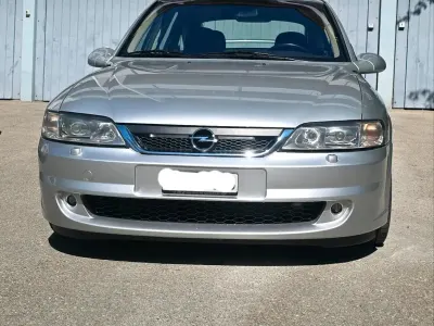 Gebraucht Opel Vectra Sport 170 PS (125 kW) 2001 Silber Coupé