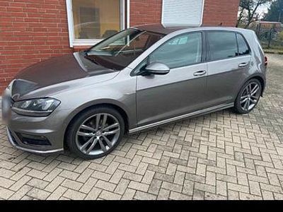Usata VW Golf VII R-line 110 CV (80 kW) 2015 Grigio Berlina