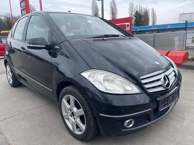 Gebraucht Mercedes A200 136 PS (100 kW) 2010 Schwarz Limousine