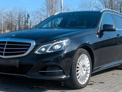 Gebraucht Mercedes 200 Elegance 136 PS (100 kW) 2016 Schwarz Kombi