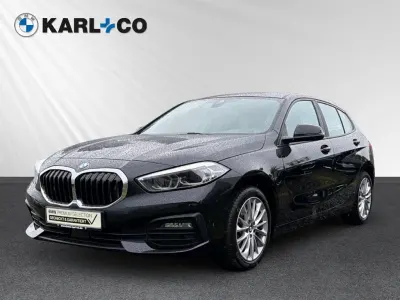 Gebraucht BMW 120 Advantage 189 PS (139 kW) 2023 Schwarz Kleinwagen