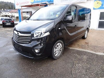 Usata Opel Vivaro 145 CV (106 kW) 2017 Nero Monovolume