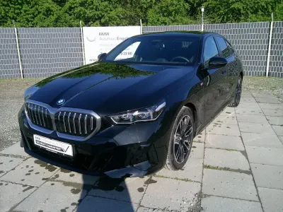 Używany BMW 530e M Sport 299 KM (219 kW) 2025 Czarny Sedan/Limuzyna