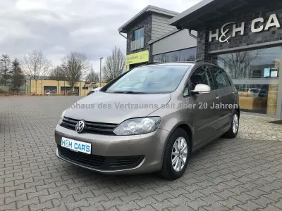 Gebraucht VW Golf VII Trendline 105 PS (77 kW) 2012 Kaschmirbraun metallic Limousine