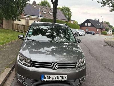 Gebraucht 2010 VW Touran Van / Kleinbus | 6.100 € (Etwas zu teuer)