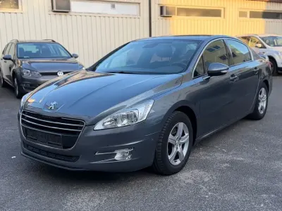 Gebraucht Peugeot 508 156 PS (114 kW) 2012 Grau Limousine