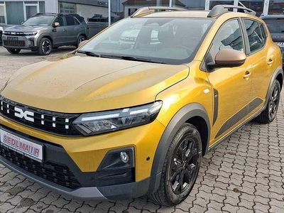 Neu Dacia Sandero Extreme 110 PS (80 kW) 2026 Amber yellow Limousine