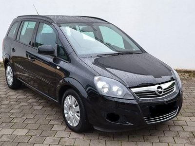Gebraucht Opel Zafira 116 PS (85 kW) 2012 Schwarz Van / Kleinbus