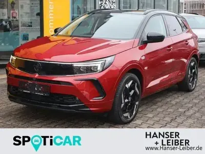 Gebraucht Opel Grandland X GSe 300 PS (220 kW) 2024 Rubin rot SUV