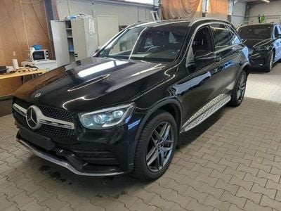 Gebraucht Mercedes GLC300e AMG 306 PS (225 kW) 2021 Schwarz SUV