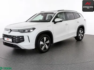 Gebraucht VW Tayron 204 PS (150 kW) 2026 Oryxweiß perlmutteffekt SUV