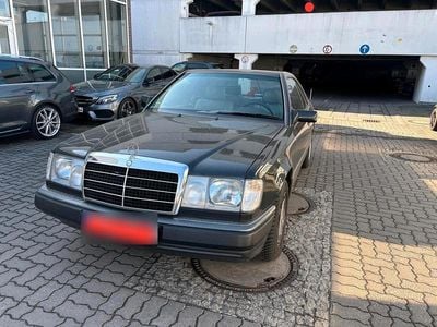 Gebraucht Mercedes E300 220 PS (161 kW) 1990 Schwarz Coupé