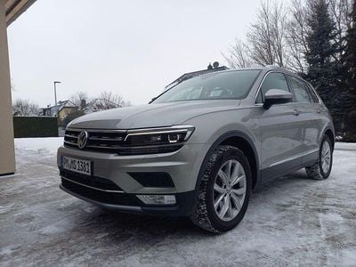 Silber Gebraucht 2016 VW Tiguan Highline SUV | 20.000 € (Fairer Preis)