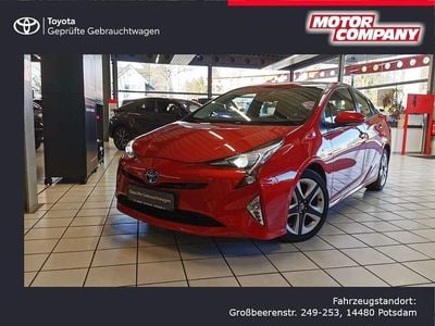 Gebraucht Toyota Prius Comfort 122 PS (89 kW) 2017 Rot Limousine