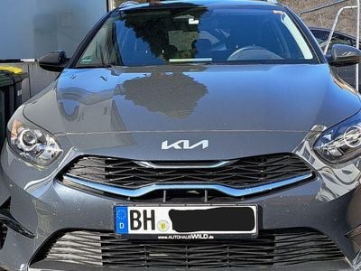 Gebraucht Kia Ceed Sportswagon Vision 140 PS (102 kW) 2024 Grau Kombi