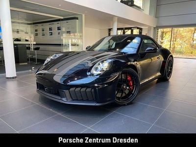 Tiefschwarzmetallic Neu 2025 Porsche 911 Carrera Cabriolet Cabrio | 216.754 € (Etwas zu teuer)