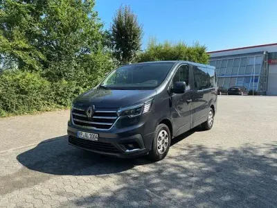 Gebraucht Renault Trafic Evolution 150 PS (110 kW) 2025 Grau schwarz Van / Kleinbus