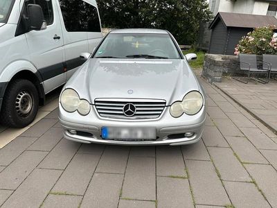 Mercedes C180
