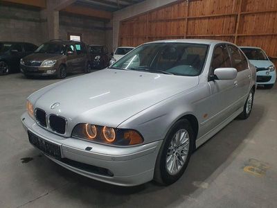 BMW 525