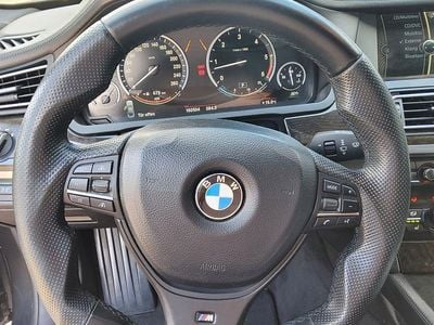 BMW 740