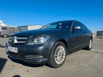 Mercedes C180