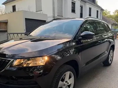 Gebraucht Skoda Karoq 116 PS (85 kW) 2020 Schwarz SUV