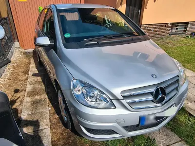 Gebraucht Mercedes B200 136 PS (100 kW) 2008 Silber Van / Kleinbus