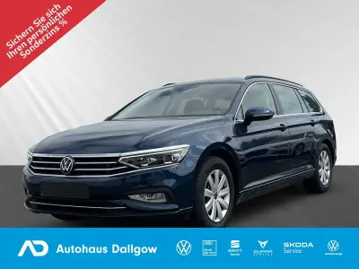 Gebraucht VW Passat 190 PS (139 kW) 2024 Blau Kombi