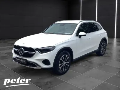 Gebraucht Mercedes GLC200 Avantgarde 204 PS (150 kW) 2023 Weiß SUV