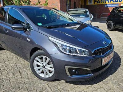 gebraucht Kia Ceed Ceed /1.4 CVVT Dream Team Edition 1ter HAND TÜV NEU