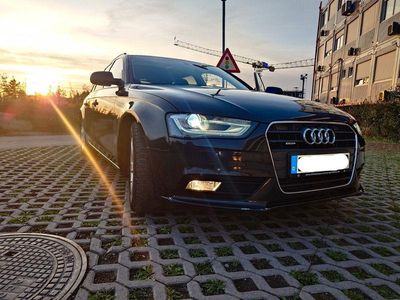 Schwarz Gebraucht 2013 Audi A4 Design Kombi | 9.890 € (Guter Preis)