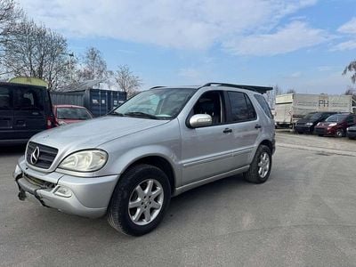 Gebraucht Mercedes ML270 Edition 163 PS (119 kW) 2004 Silber SUV